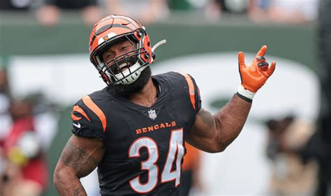 Samaje Perine .